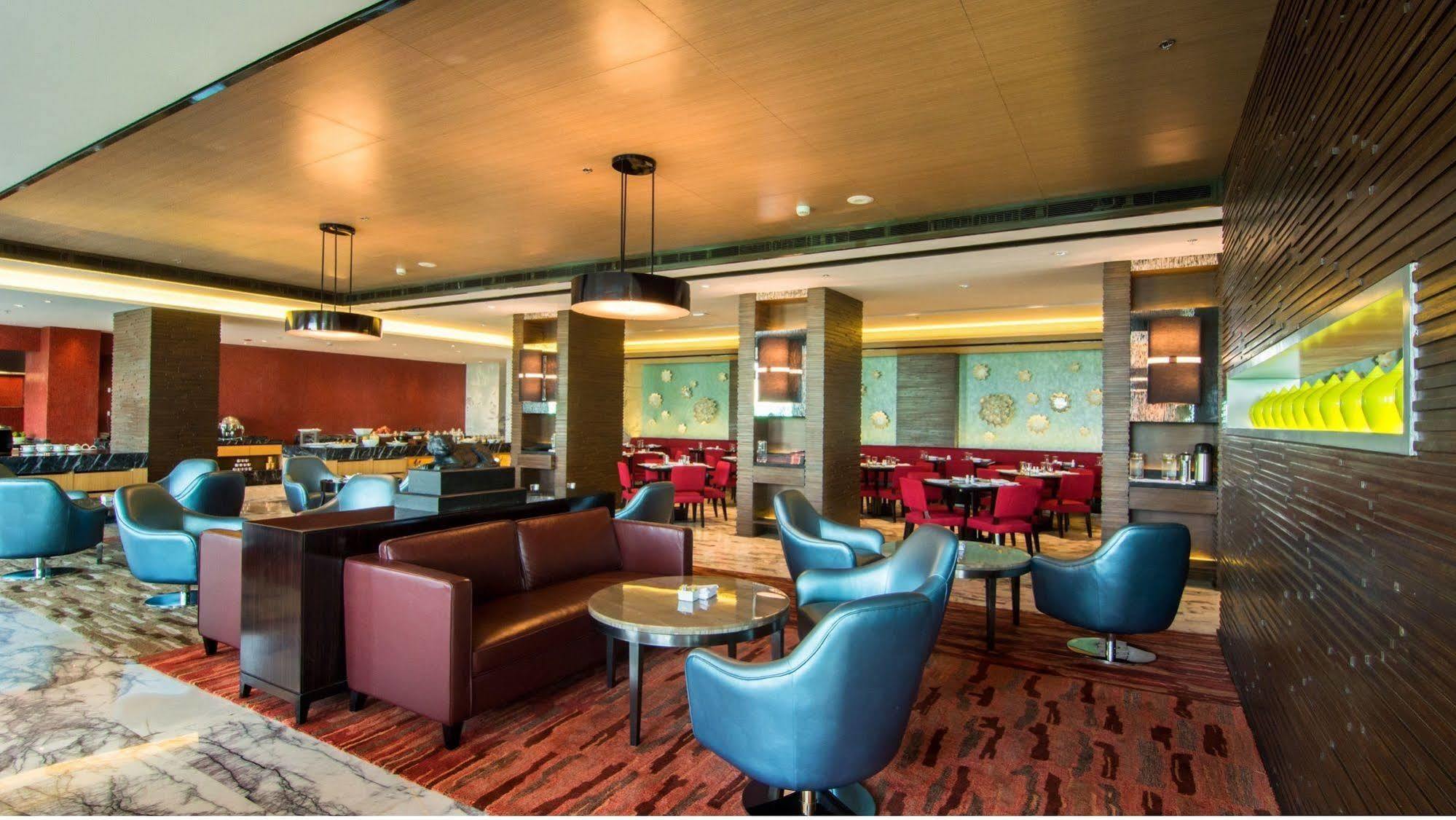 Courtyard By Marriott Bilaspur Exterior foto